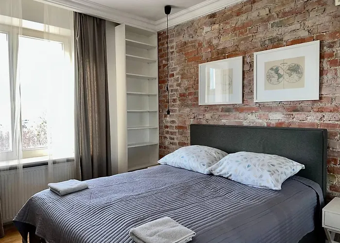 Modern Flat In The Centre - By Hik Apartments